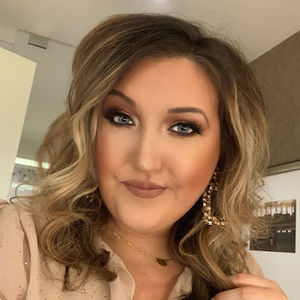 Meet your Posher, Mackenzie